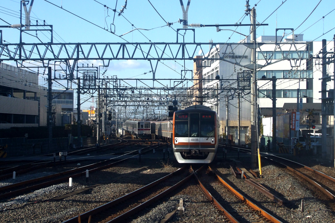 Hitachi Tokyo Metro 10000 series #10135